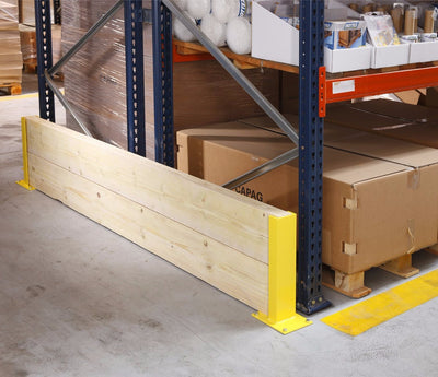 Protection de rayonnage par madrier